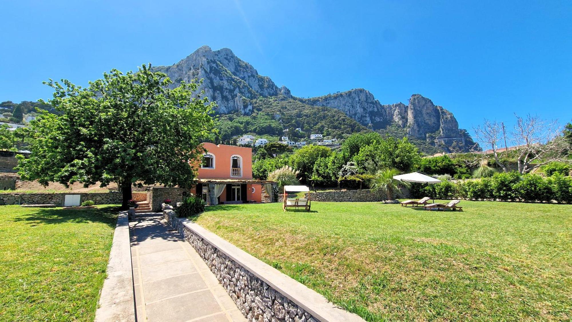 Maiora - Location Villa Capri